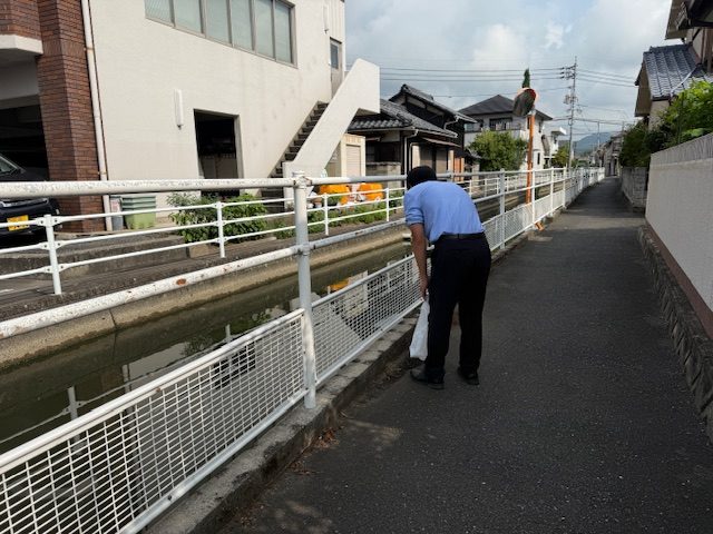 月曜恒例、地域清掃🧹ゴミ拾い＆草抜き